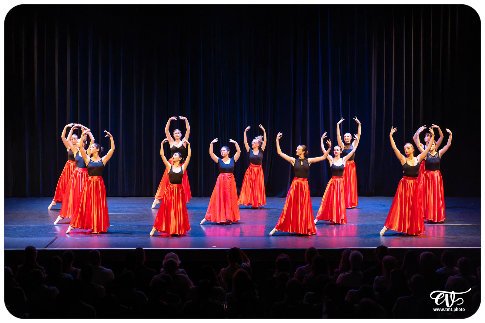 ECOLE DE DANSE CÉCILE ADAMOW